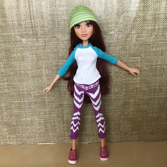 Project MC2 Camryn Doll - Picture 1 of 7
